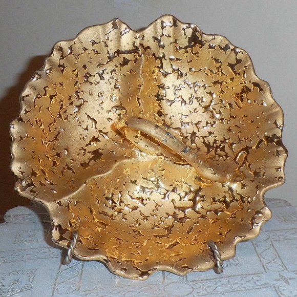 Weeping Bright 22k Gold Divided Dish - Picture 1 of 3